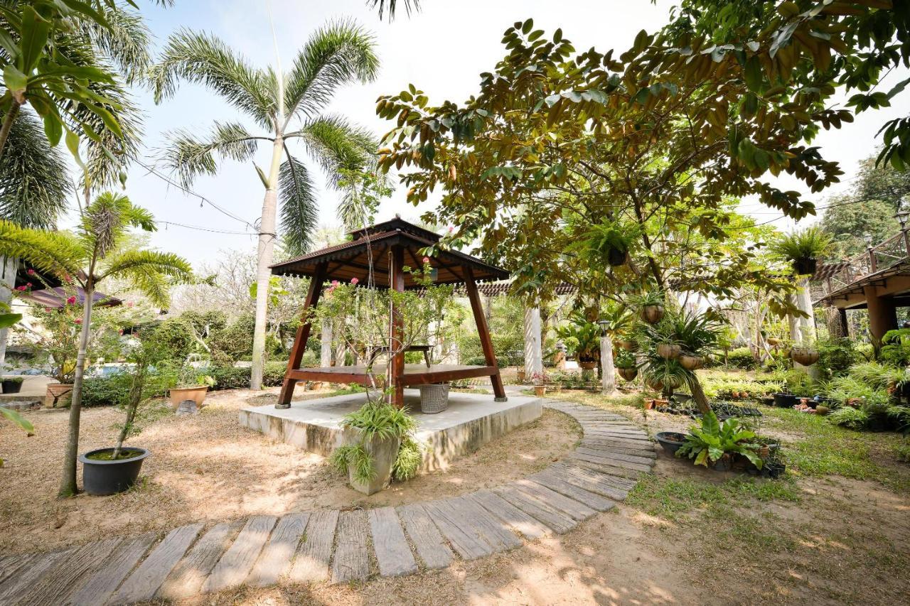 Oyo 536 Reuan Kanthima Ban Laem Chabang Luaran gambar