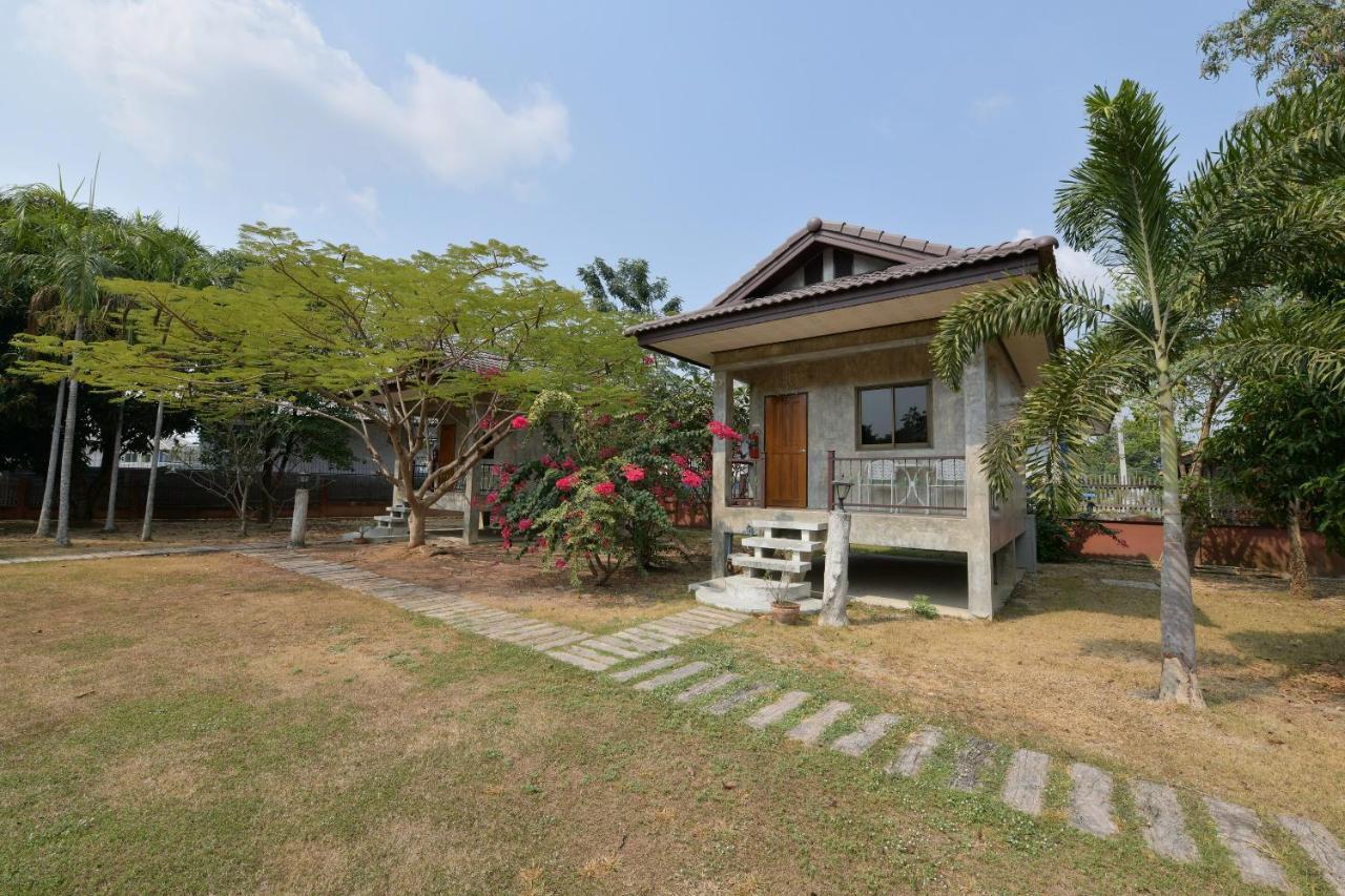 Oyo 536 Reuan Kanthima Ban Laem Chabang Luaran gambar