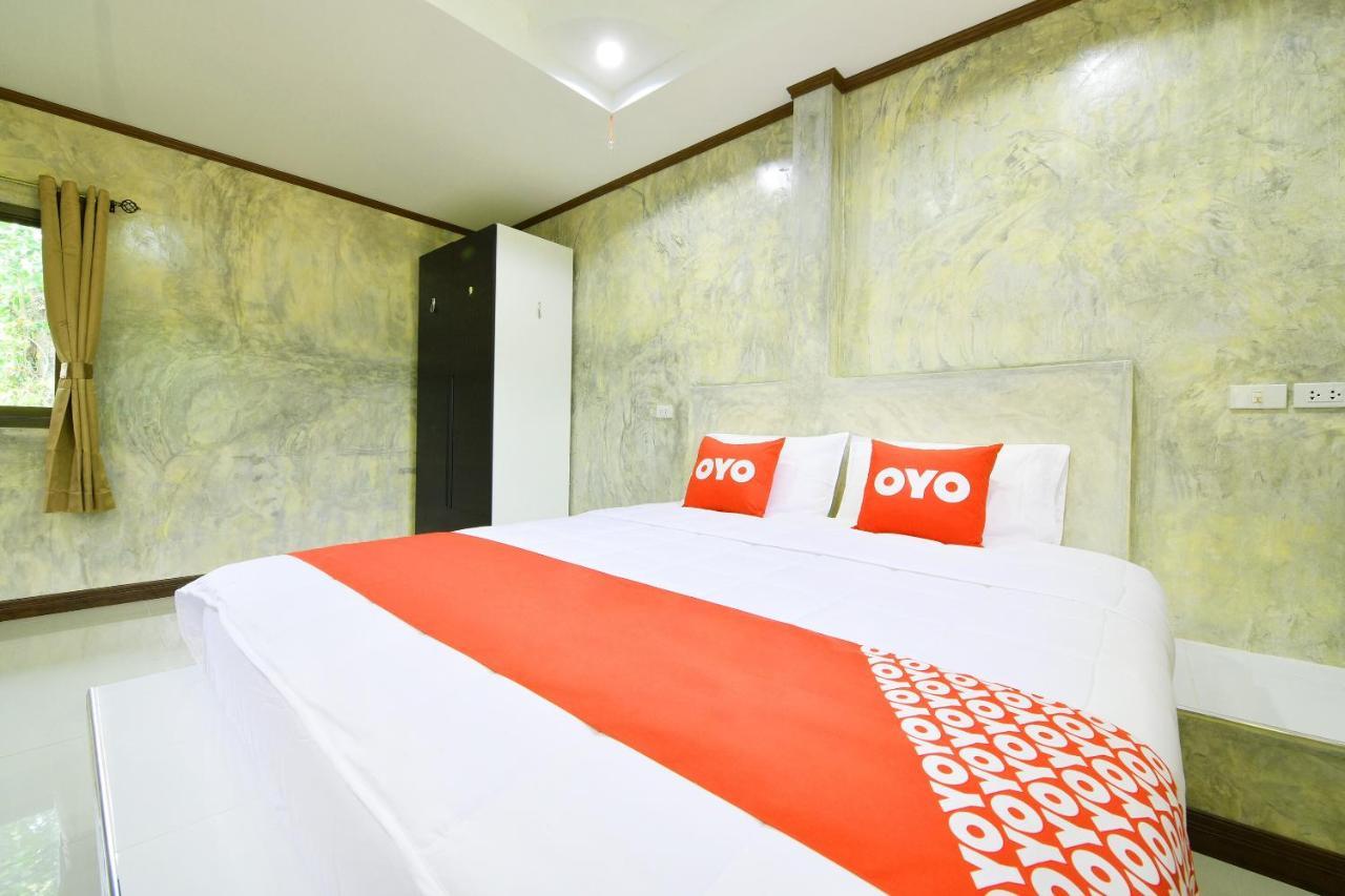 Oyo 536 Reuan Kanthima Ban Laem Chabang Luaran gambar