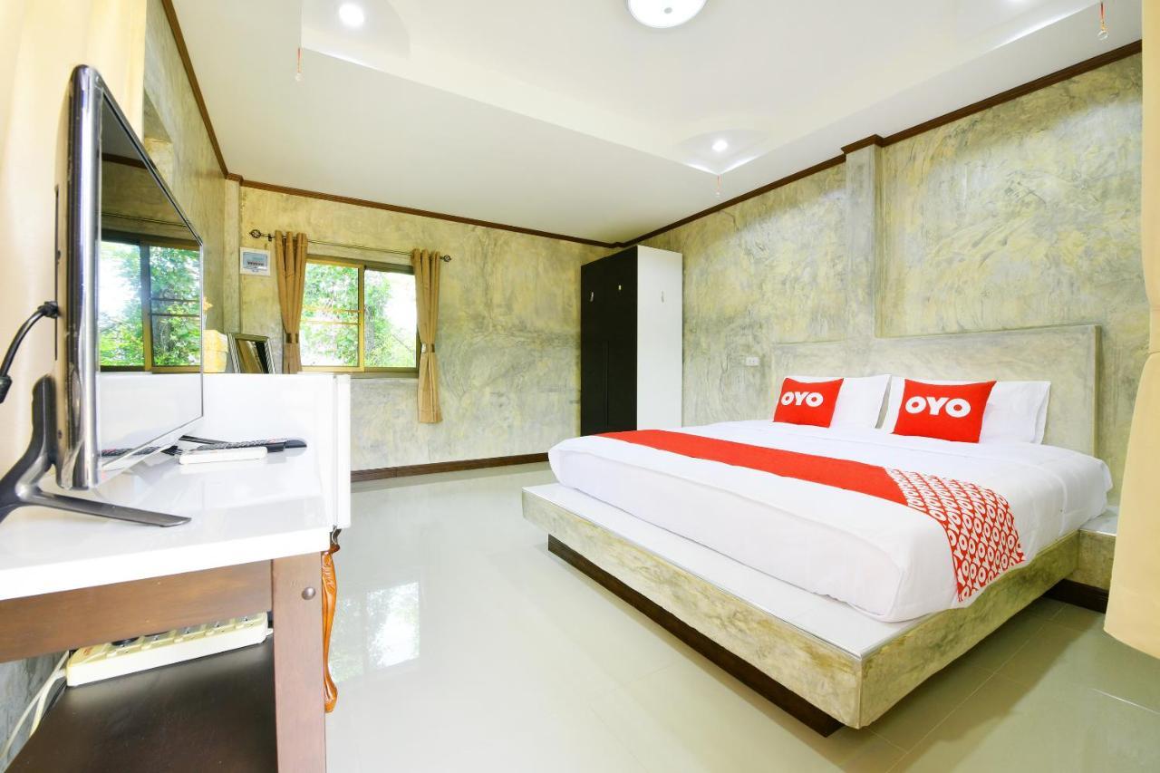 Oyo 536 Reuan Kanthima Ban Laem Chabang Luaran gambar