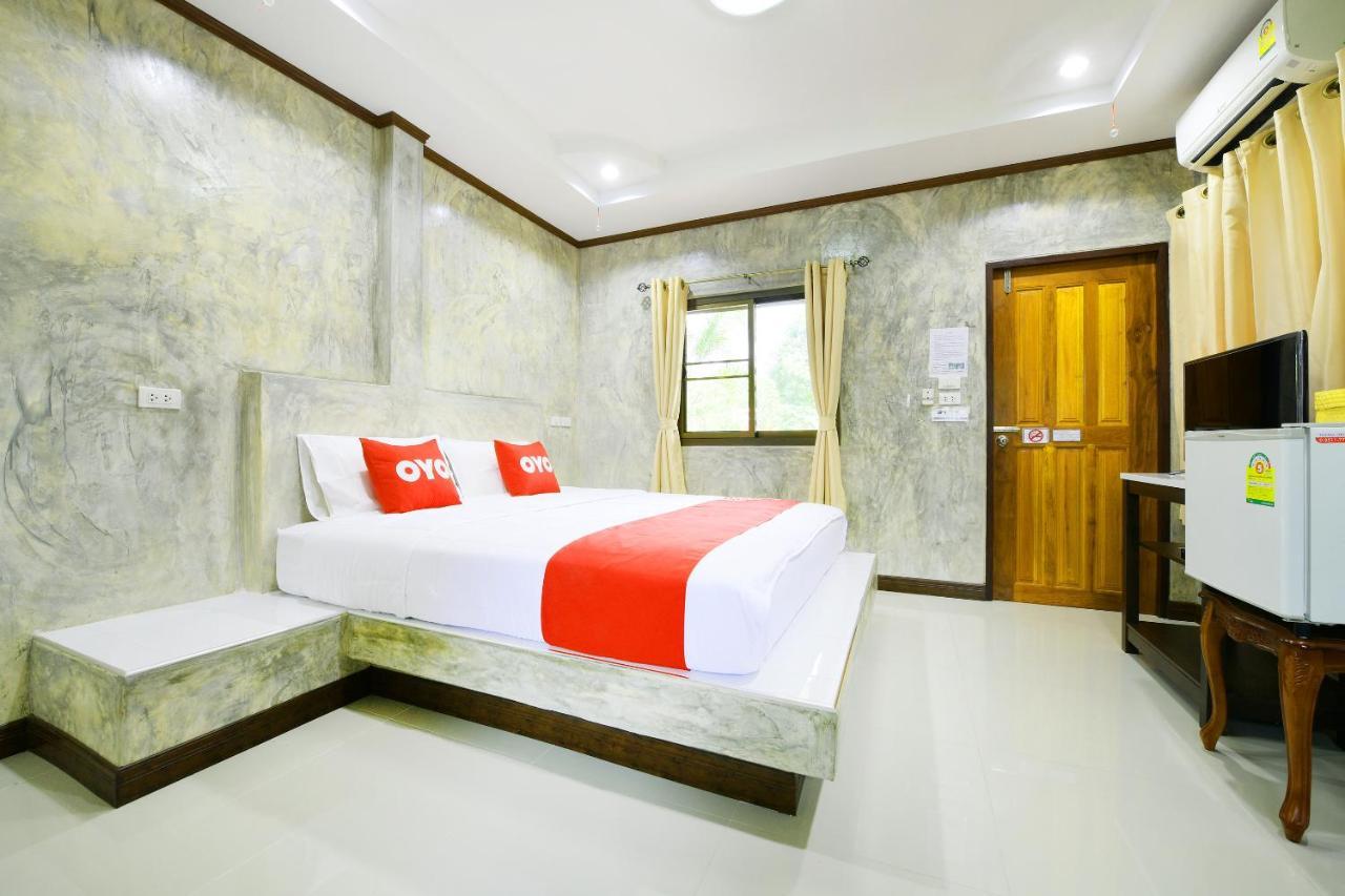 Oyo 536 Reuan Kanthima Ban Laem Chabang Luaran gambar